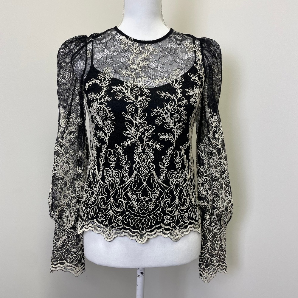 NEW Express Embroidered Lace Puff Sleeve Top XXS Black White Floral Whimsigoth